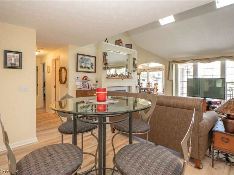 1643 Southpointe Circle NE, Canton, OH 44714 Photo 17