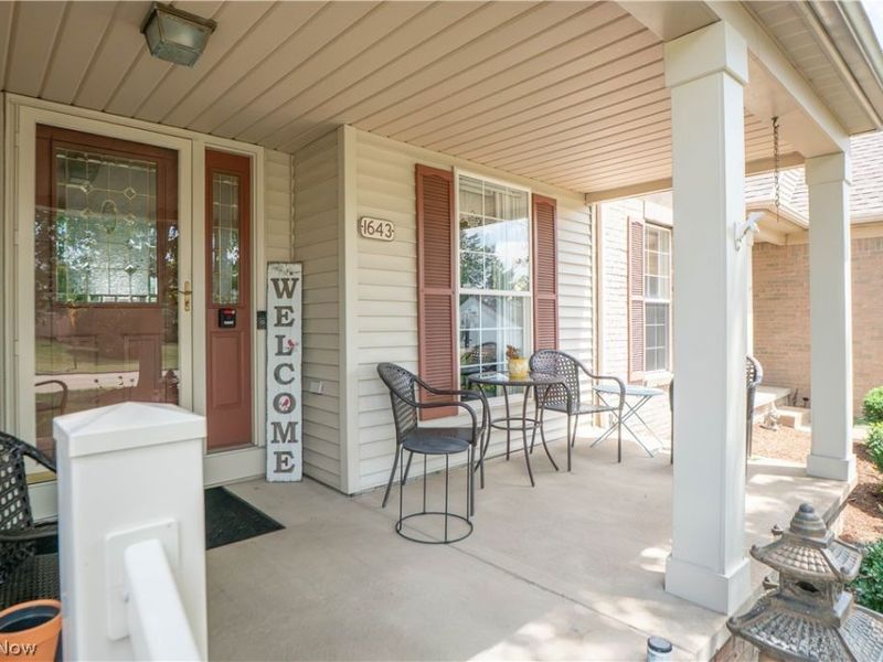 1643 Southpointe Circle NE, Canton, OH 44714 Photo 3