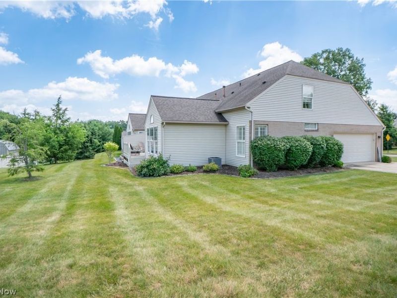 1643 Southpointe Circle NE, Canton, OH 44714 Photo 41