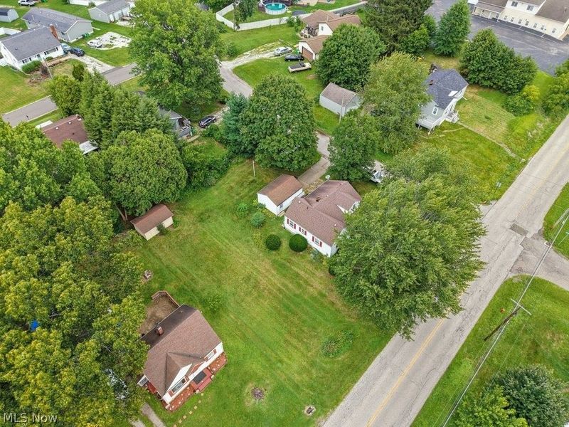 2755 Springfield Lake Drive , Akron, OH 44312 Photo 4