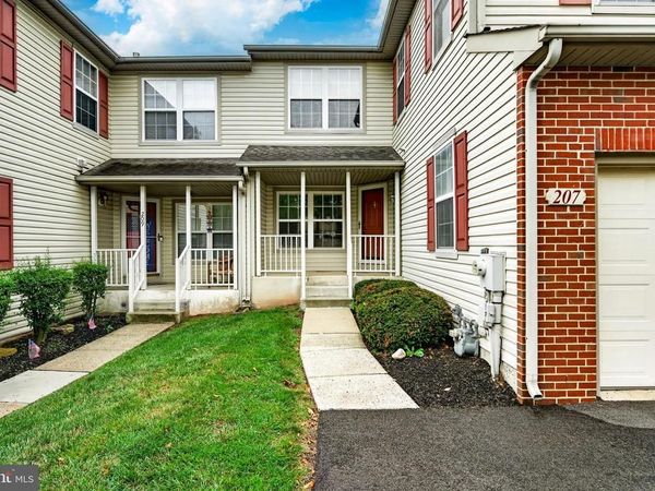 207 WEISER , Unit 1803, TRAPPE, PA 19426