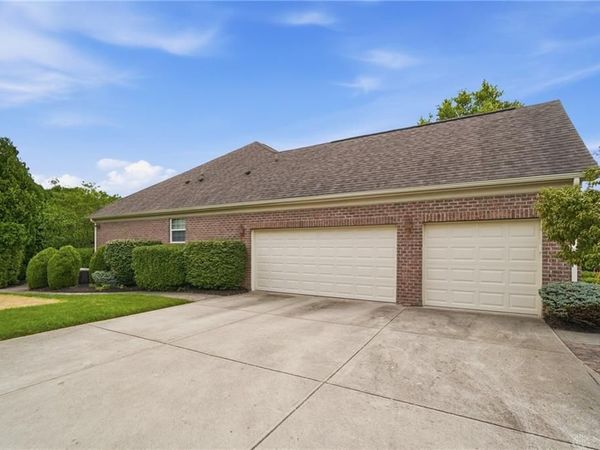 1996 Red Robin Drive, Beavercreek Township, OH 45385