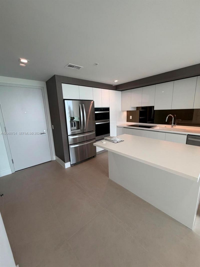1170 E Hallandale Beach Blvd, Unit 1012, Hallandale Beach, FL 33009 Photo
