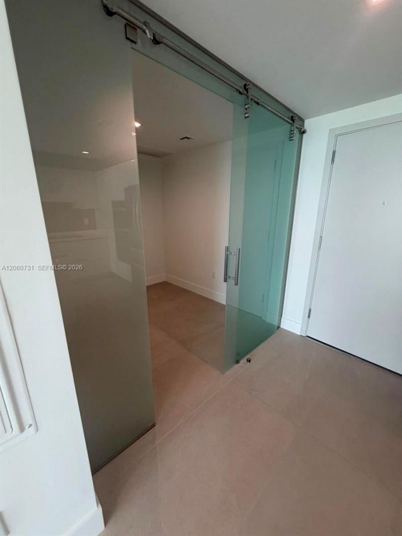1170 E Hallandale Beach Blvd, Unit 1012, Hallandale Beach, FL 33009 Photo