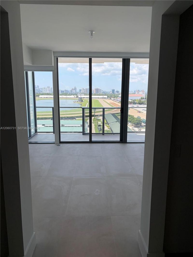 1170 E Hallandale Beach Blvd, Unit 1012, Hallandale Beach, FL 33009 Photo