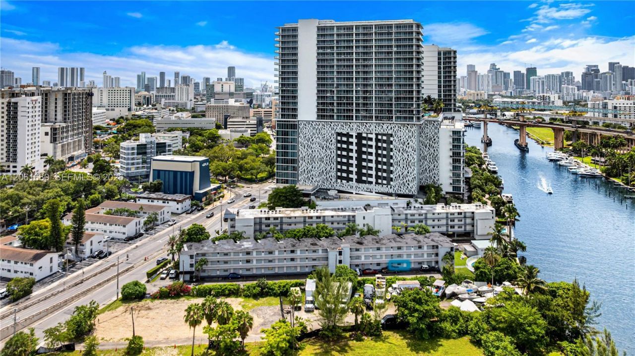 1610 NW N River Dr, Unit 110, Miami, FL 33125 Photo