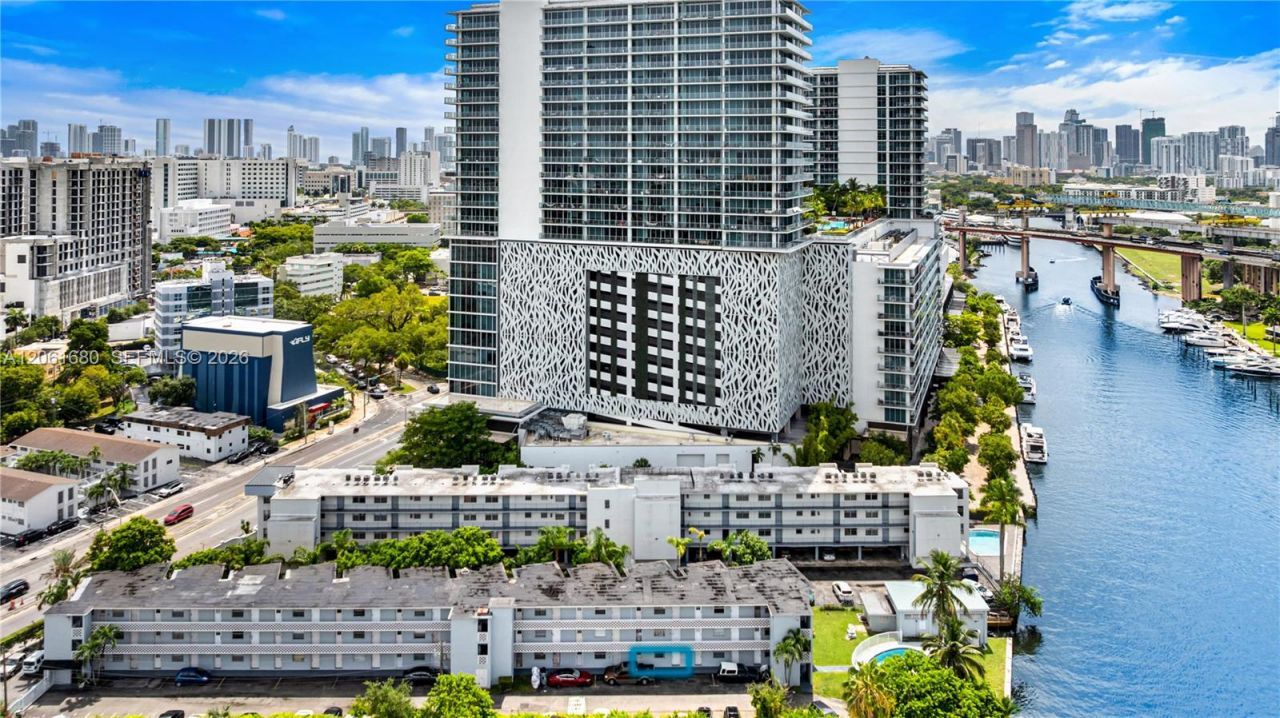 1610 NW N River Dr, Unit 110, Miami, FL 33125 Photo