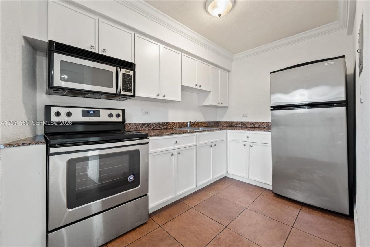 1610 NW N River Dr, Unit 110, Miami, FL 33125 Photo