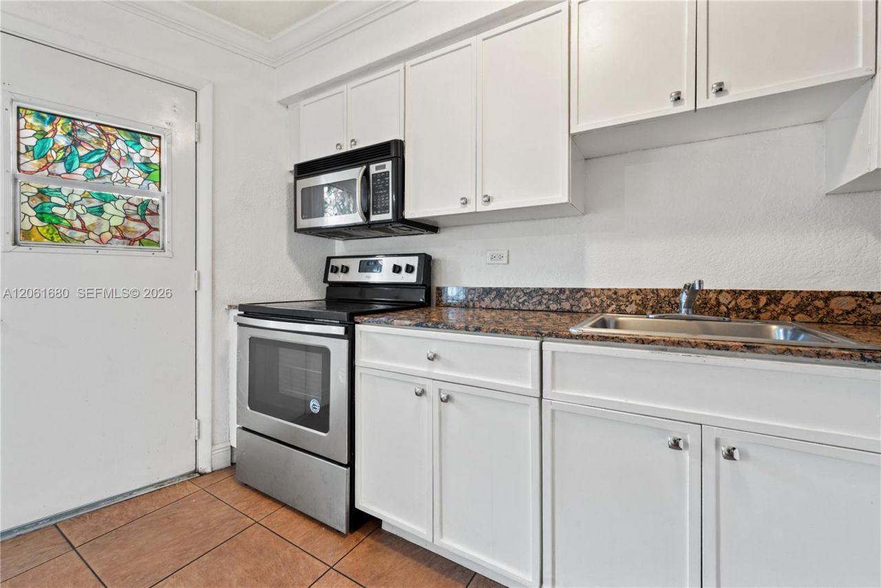 1610 NW N River Dr, Unit 110, Miami, FL 33125 Photo