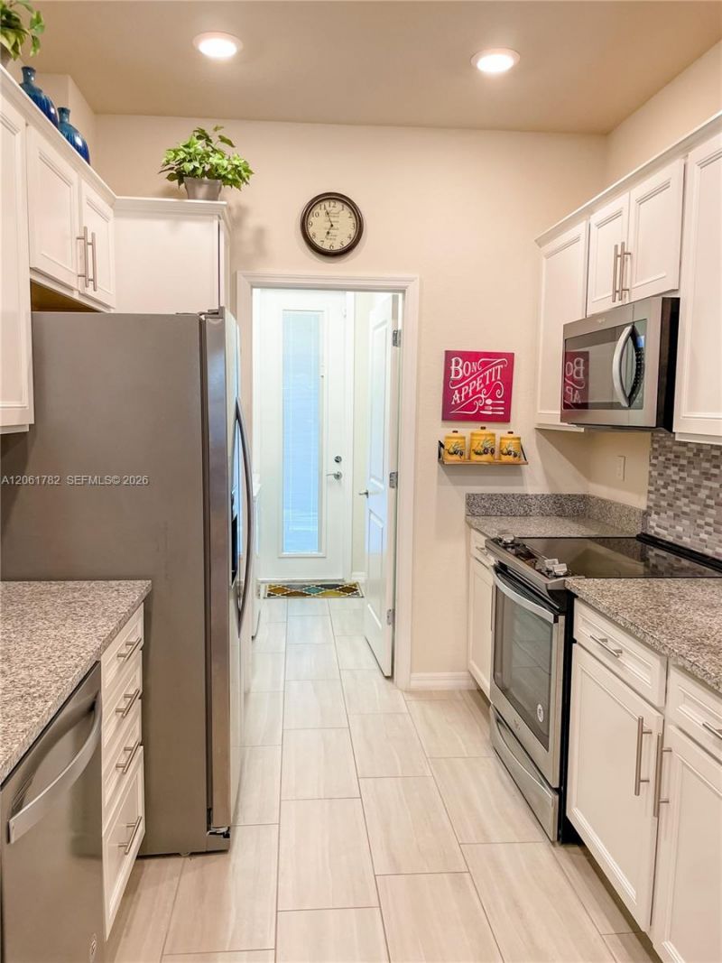 5100 Eucalyptus Dr , Unit 2, Hollywood, FL 33021 Photo