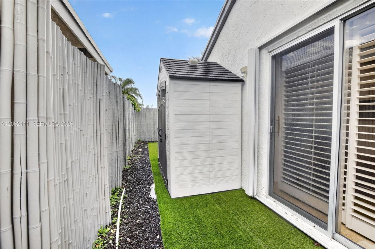 3717 NW 107th Way, Sunrise, FL 33351 Photo