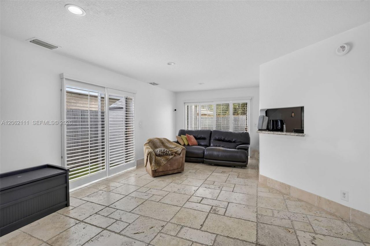 3717 NW 107th Way, Sunrise, FL 33351 Photo