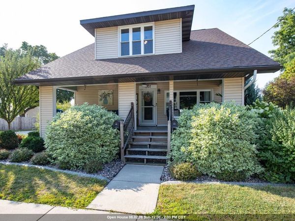 1007 E MAIN STREET, Little Chute, WI 54140