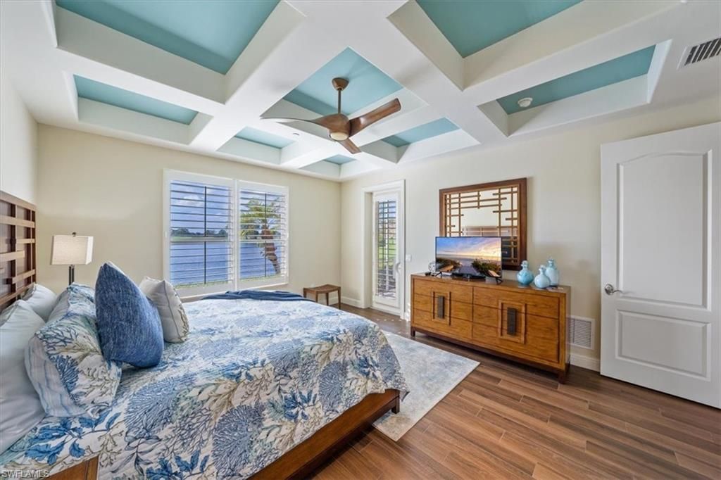 580 Avellino Isles Cir, Unit 18102, Naples, FL 34119 Photo
