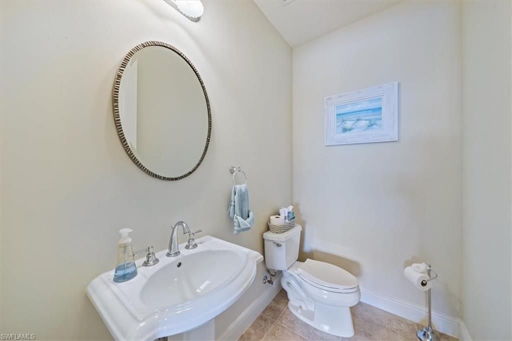 580 Avellino Isles Cir, Unit 18102, Naples, FL 34119 Photo