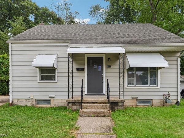 1237 Easton Drive , Akron, OH 44310