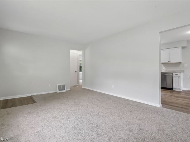 1237 Easton Drive , Akron, OH 44310 Photo 8