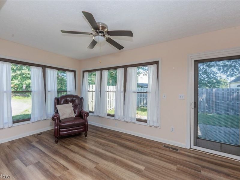 5211 Parkhurst Drive , Sheffield Village, OH 44054 Photo 16