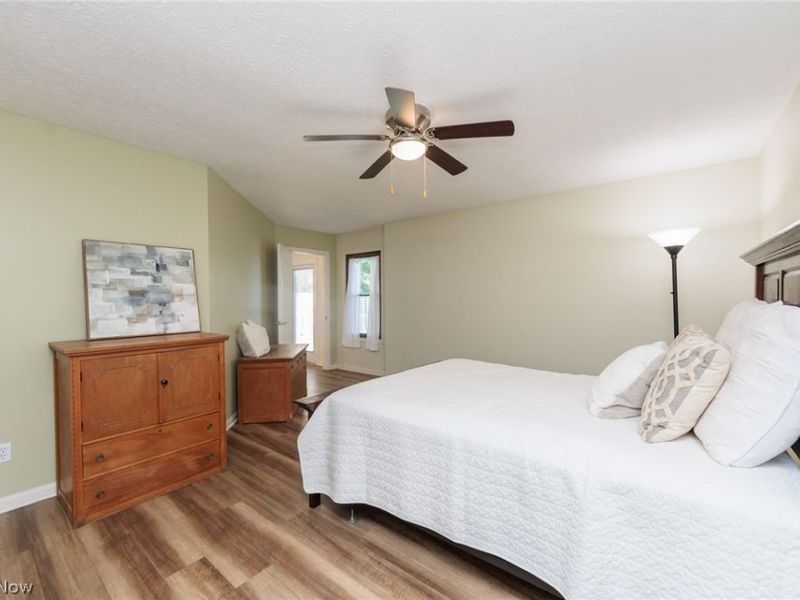 5211 Parkhurst Drive , Sheffield Village, OH 44054 Photo 19