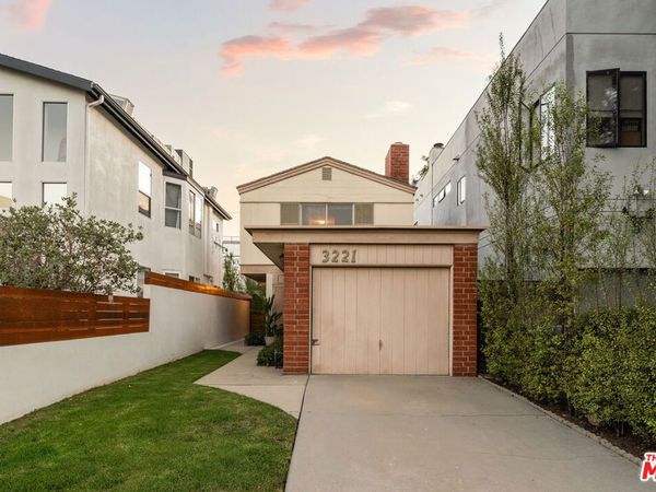 3221 Thatcher Avenue, Los Angeles, CA 90292