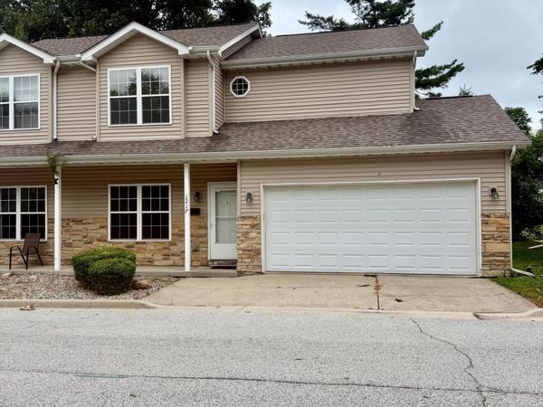 1217 Baron Court , Valparaiso, IN 46383