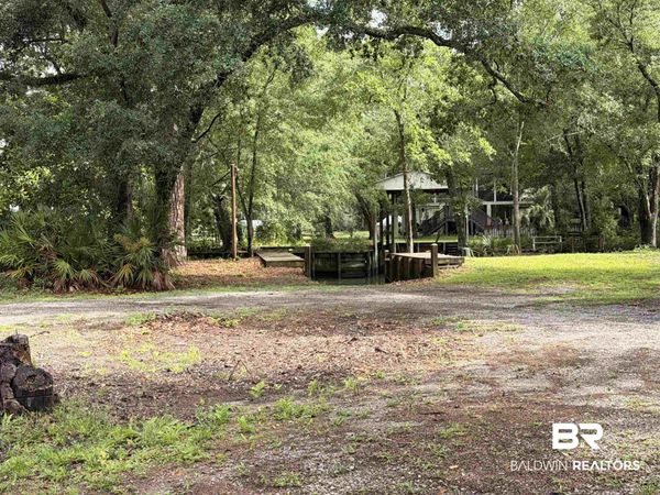 10259 Canal Circle, Fairhope, AL 36532