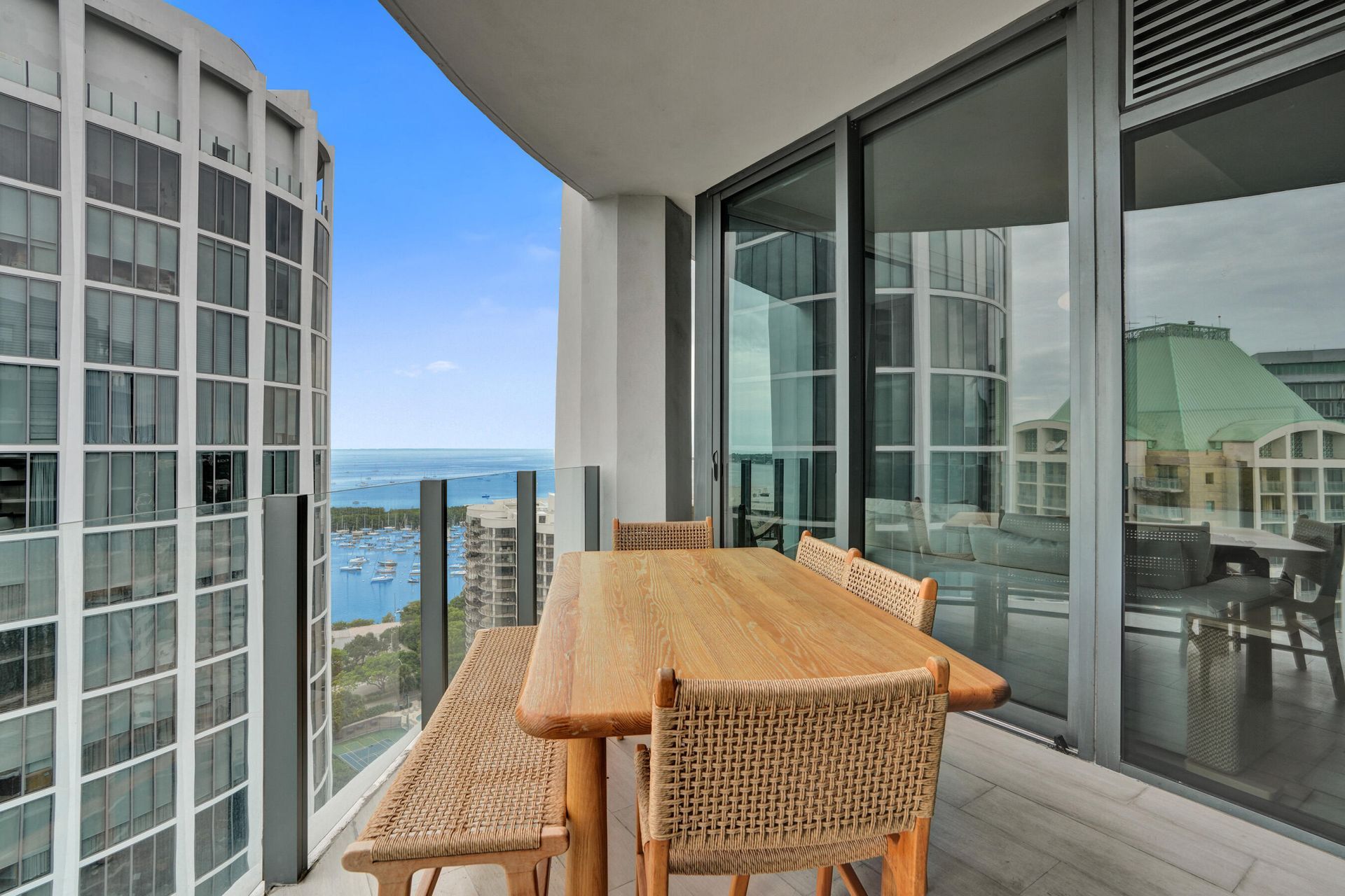 2831 S Bayshore Drive, Unit 2204, Miami, FL 33133 Photo
