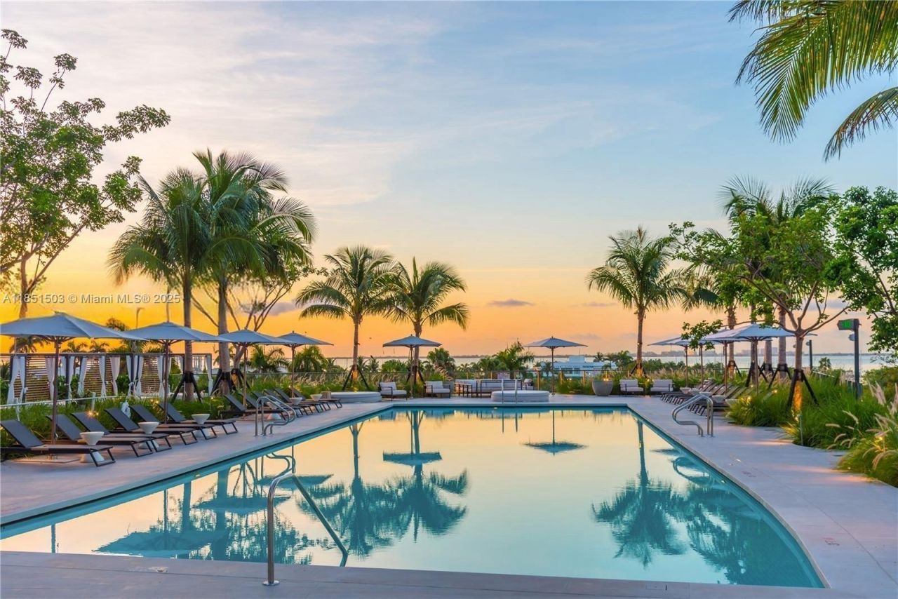 2831 S Bayshore Drive, Unit 2204, Miami, FL 33133 Photo