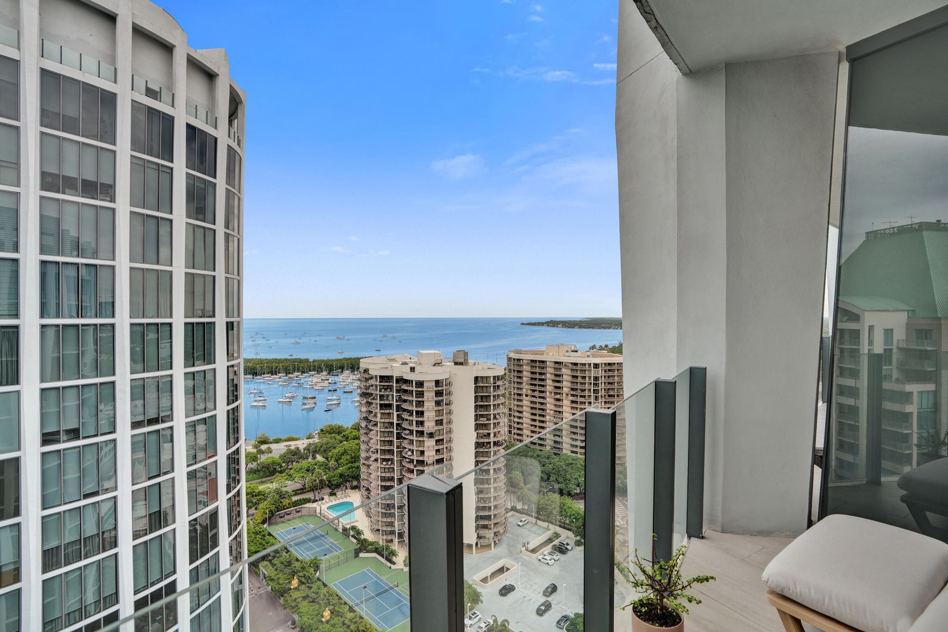 2831 S Bayshore Drive, Unit 2204, Miami, FL 33133 Photo