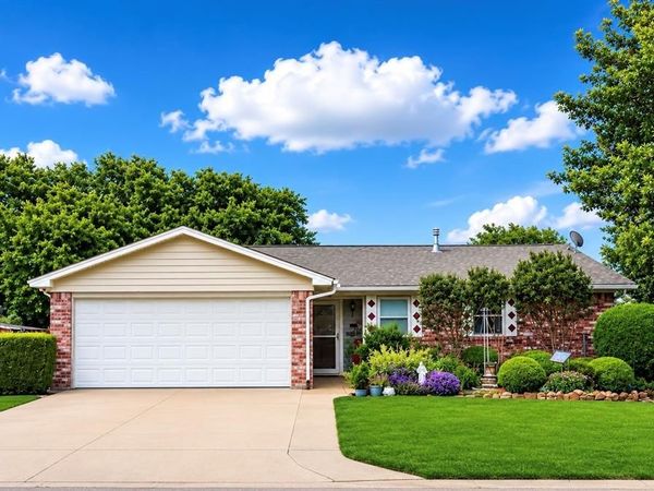 604 S Kate Street , White Settlement, TX 76108
