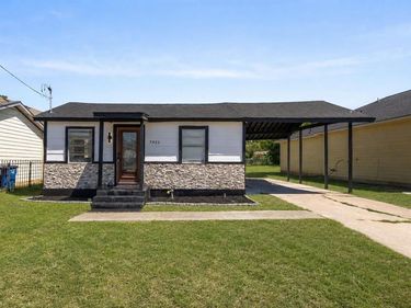7923 S Nassau Circle, Dallas, TX 75217