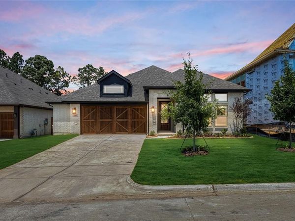 2315 Legacy Oaks Lane, Bedford, TX 76021