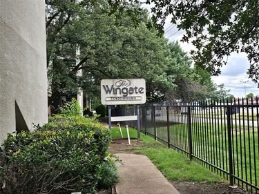 9605 Walnut Street , Unit 12105, Dallas, TX 75243