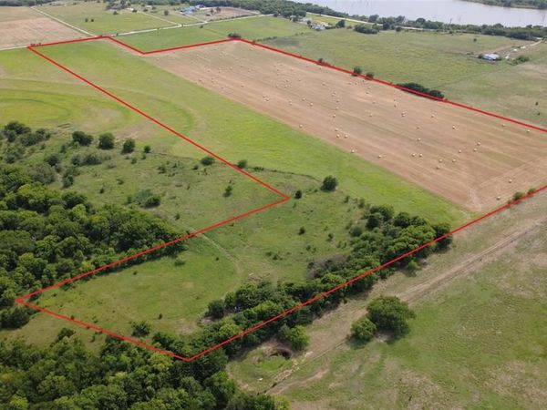 000 County Road 231, Valley View, TX 76272