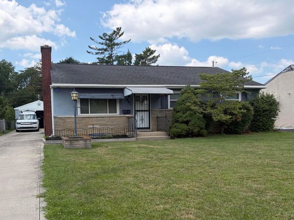 881 S Brinker Avenue, Columbus, OH 43204