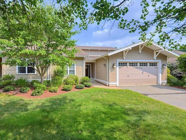 7 Walden Way, Unit 7, Milford, MA 01757