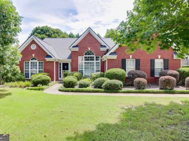 2712 Bogan Creek Drive, Buford, GA 30519