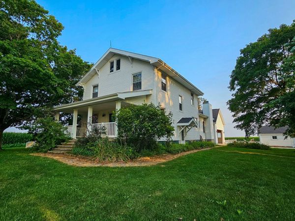 11726 Cardinal Road , Dewitt, IL 61735