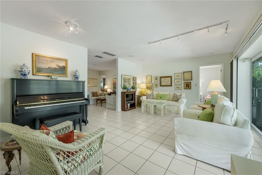 1839 Imperial Golf Co Blvd, Naples, FL 34110 Photo