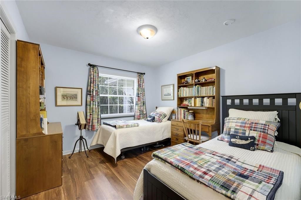 1839 Imperial Golf Co Blvd, Naples, FL 34110 Photo