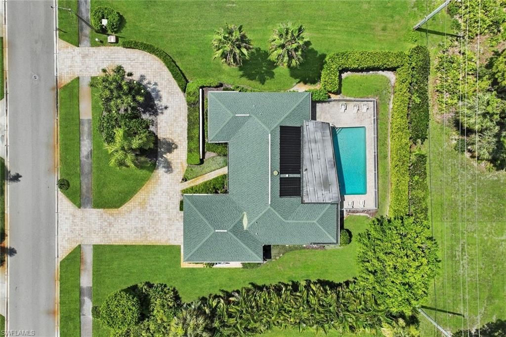 1839 Imperial Golf Co Blvd, Naples, FL 34110 Photo