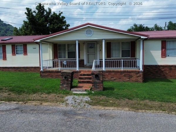 5416 Starling Drive, Charleston, WV 25306