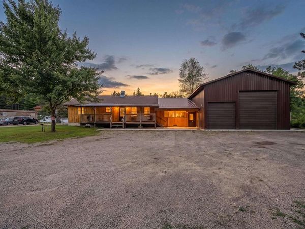 N8563 BLUEBIRD LANE, Crivitz, WI 54114
