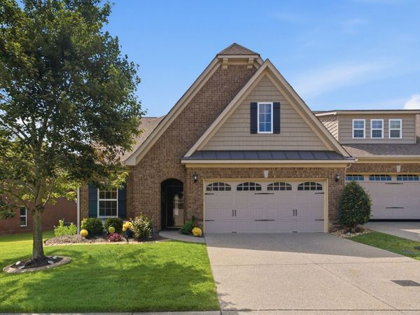 473 Stonegate Dr , Lebanon, TN 37090