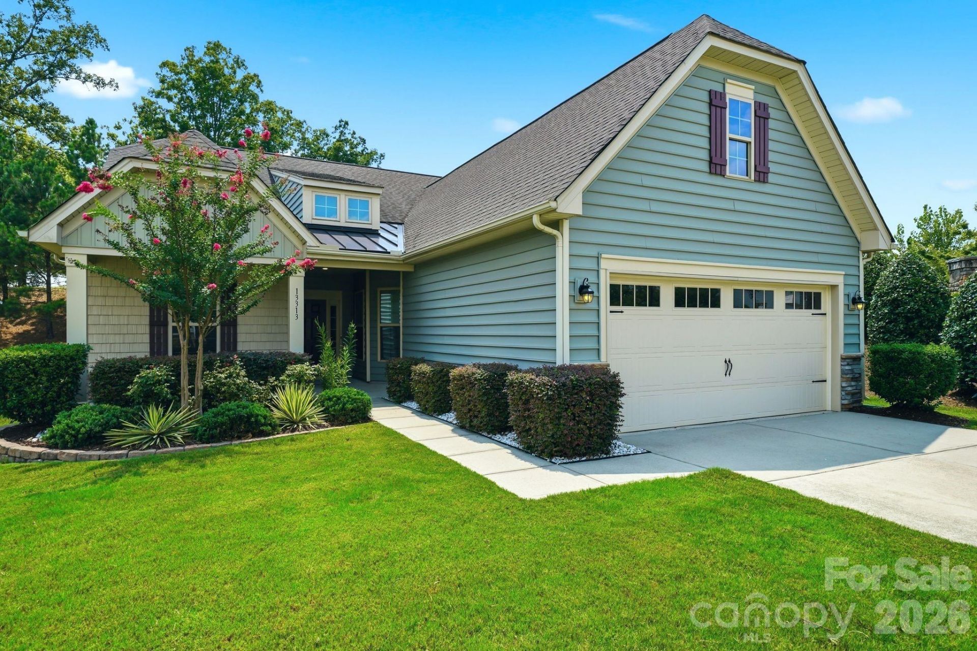 13313 Canterbury Castle Drive, Charlotte, NC 28273 Main Photo
