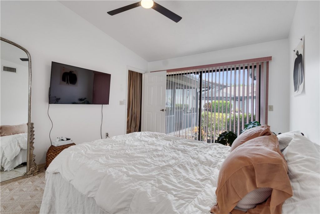 646 Centre Court Sw, Unit 102, Vero Beach, FL 32962 Photo