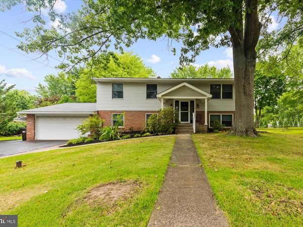 215 HANCOCK ROAD, NORTH WALES, PA 19454