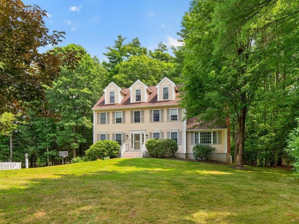 2 Chapman Way, Exeter, NH 03833