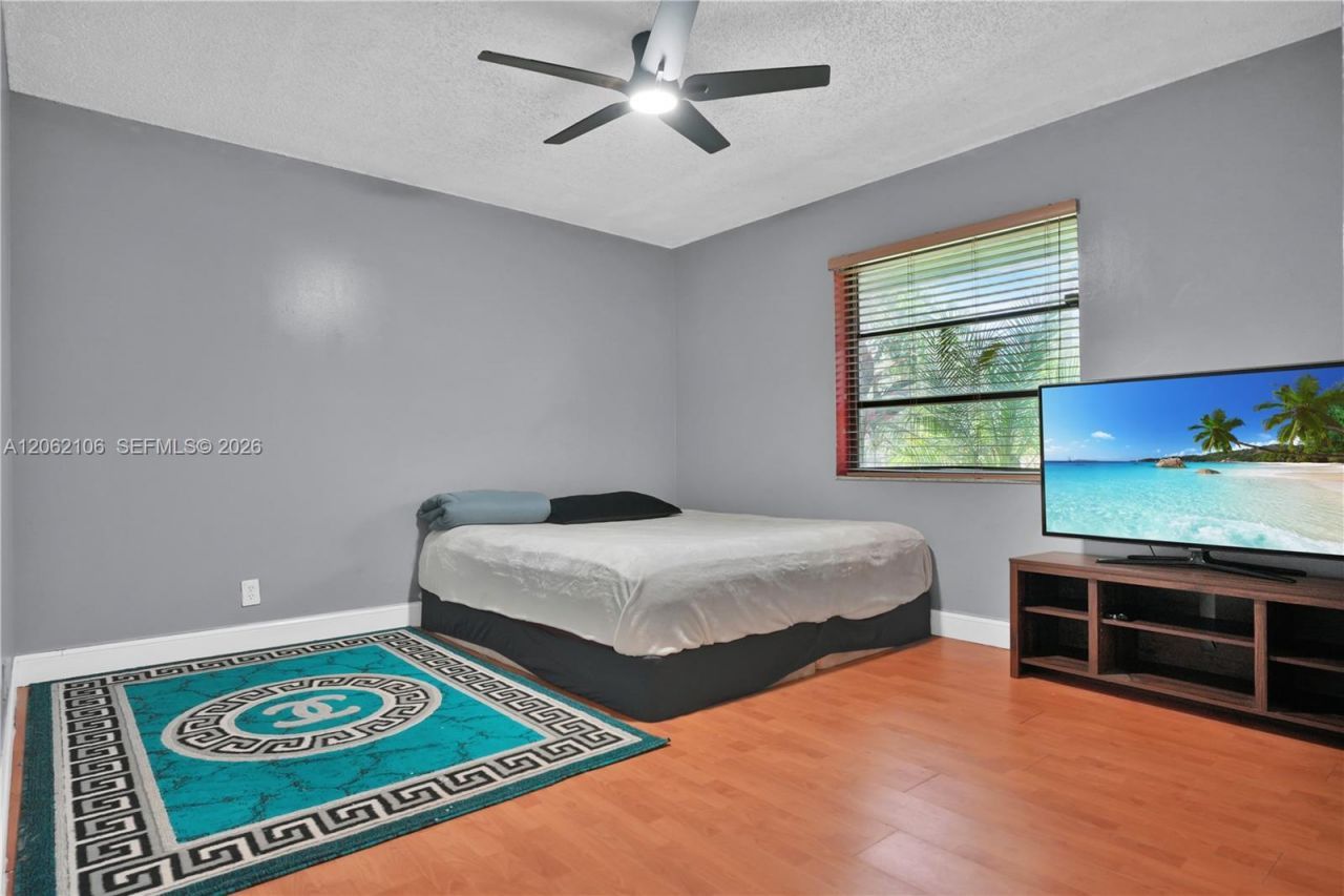2587 E Rd , Loxahatchee, FL 33470 Photo