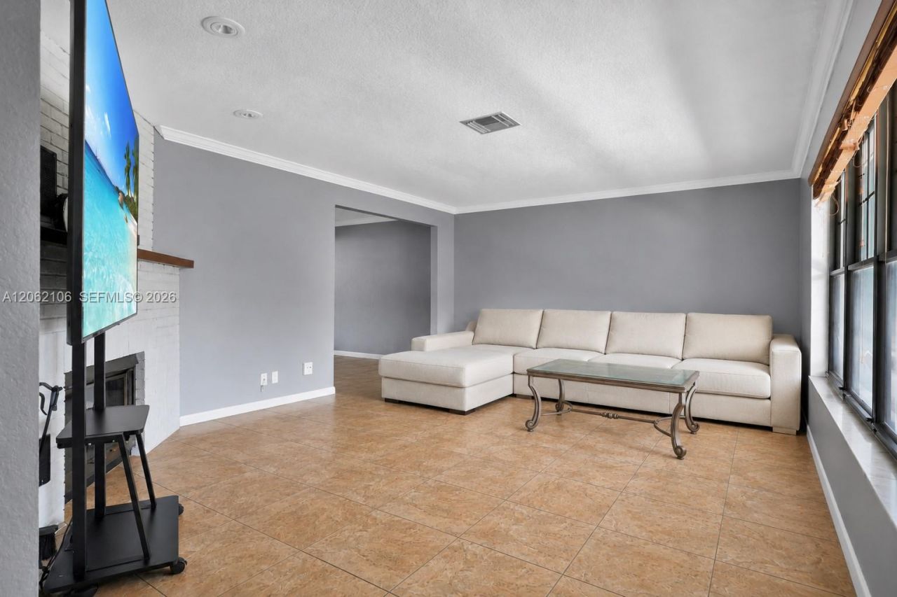 2587 E Rd , Loxahatchee, FL 33470 Photo